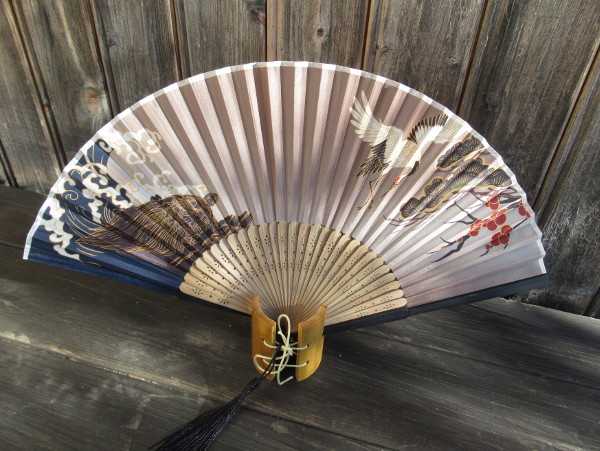 Taittoviuhka kukat ja kurki